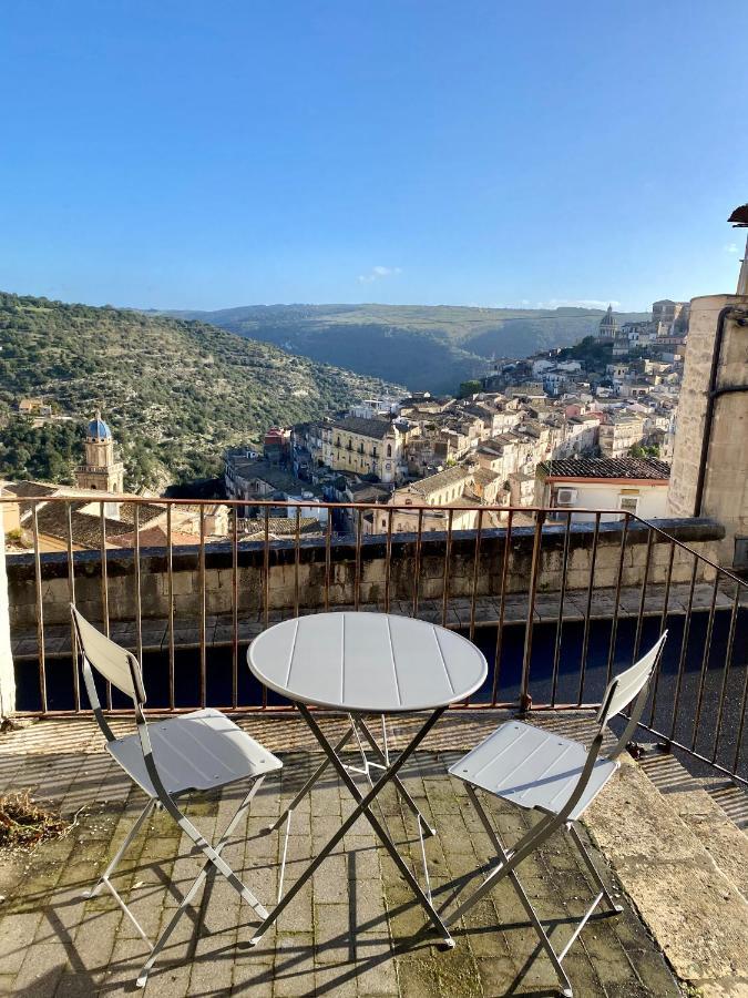 Super Giu Lägenhet Ragusa Exteriör bild